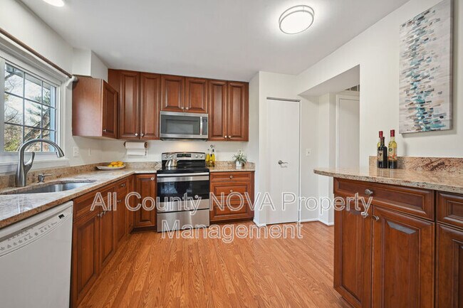 Foto del edificio - 12923 Kitchen House Way