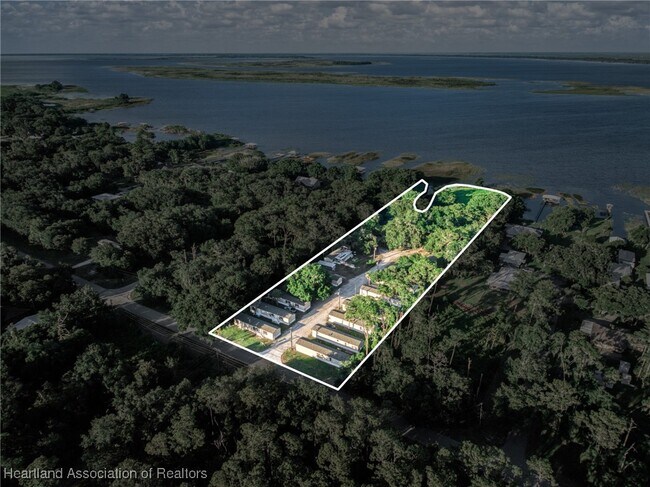 Foto del edificio - 44 Crawford Dr