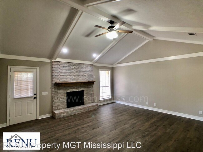 Building Photo - 3 br, 2 bath House - 9 Treeway Dr