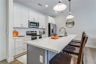 Building Photo - 160 School St Building Photo - 160 School St