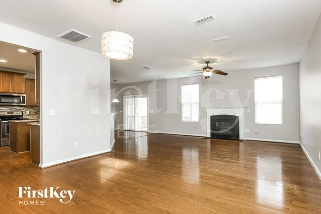 Building Photo - 4131 White Kestrel Dr