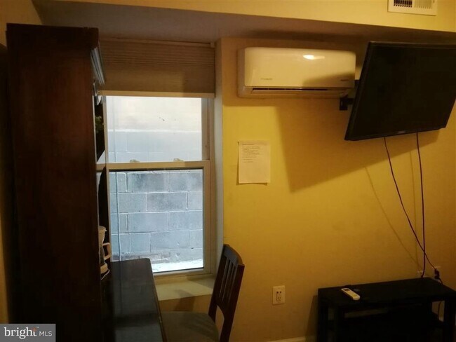 Foto del edificio - 811 Q St NW