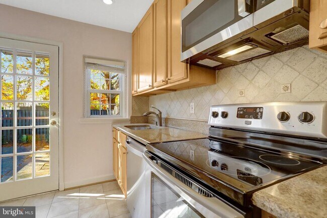 Foto del edificio - 4326 36th St S