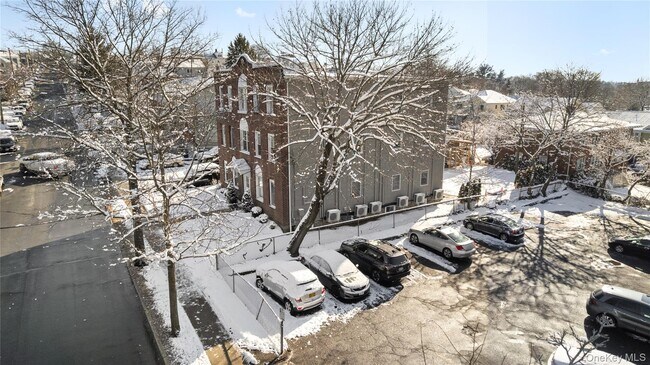 Foto del edificio - 5 Madison St