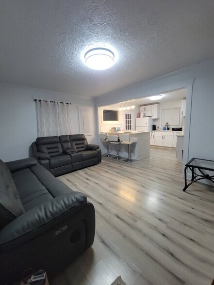 Building Photo - 1055 Antioch Pike