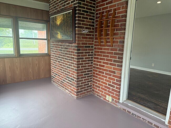 Foto del edificio - 129 Garber Ln