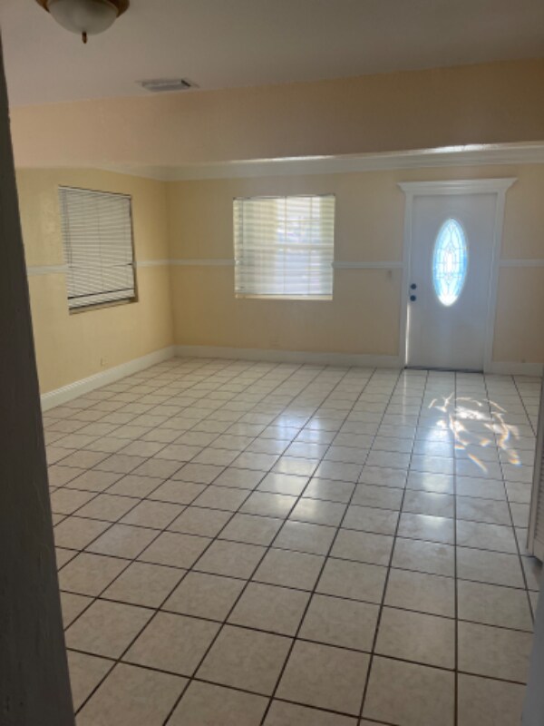 Foto del edificio - 16950 NE 3rd Ct