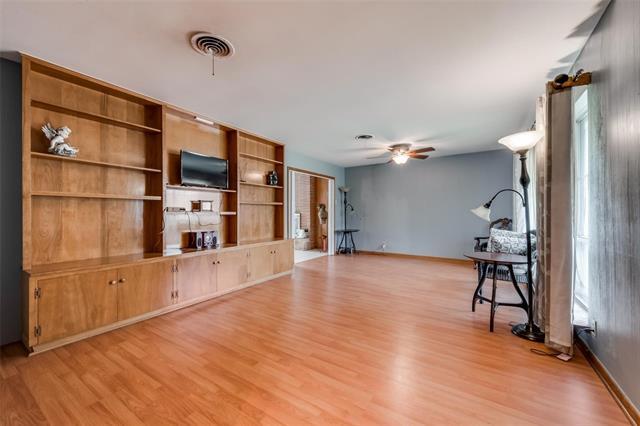 Foto del edificio - 821 N Hampton Rd