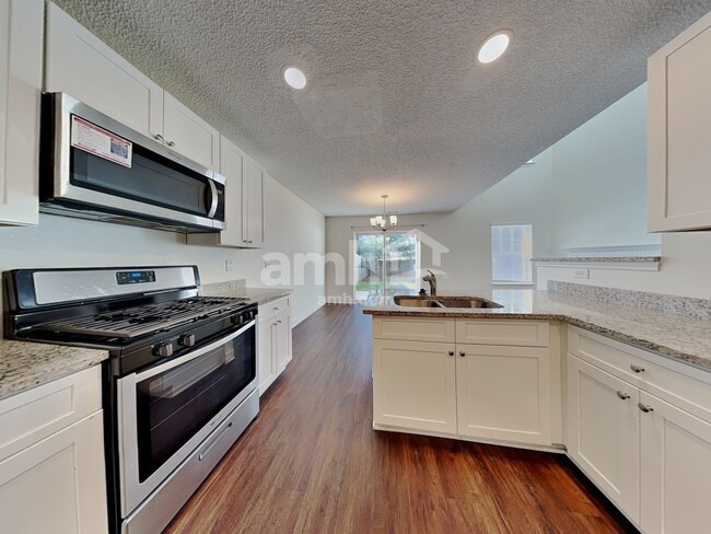 Building Photo - 3112 Teton Dr