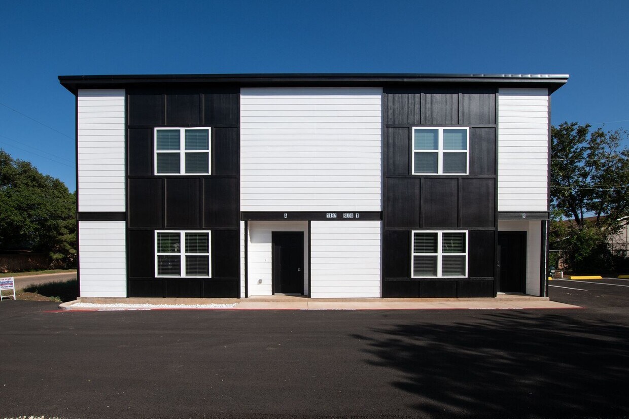 Primary Photo - BRAND NEW DUPLEX NEAR ACU