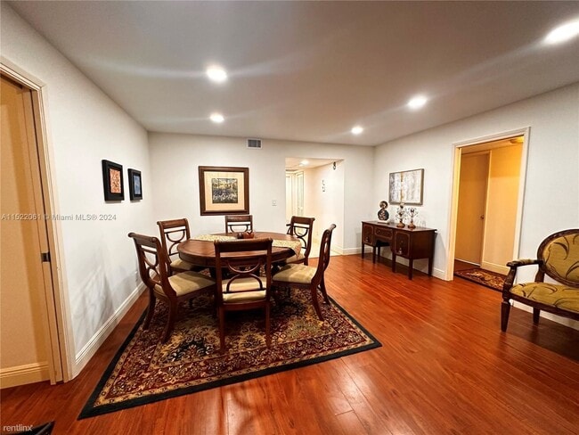 Foto del edificio - 3 br, 3 bath House - 4261 W Palm Aire Dr A...