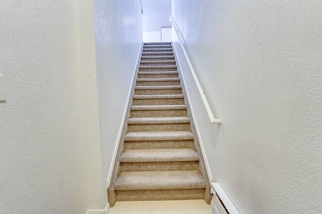Foto del edificio - Beautiful 3 Bed, 2 Bath Condo in NW Fort Collins!