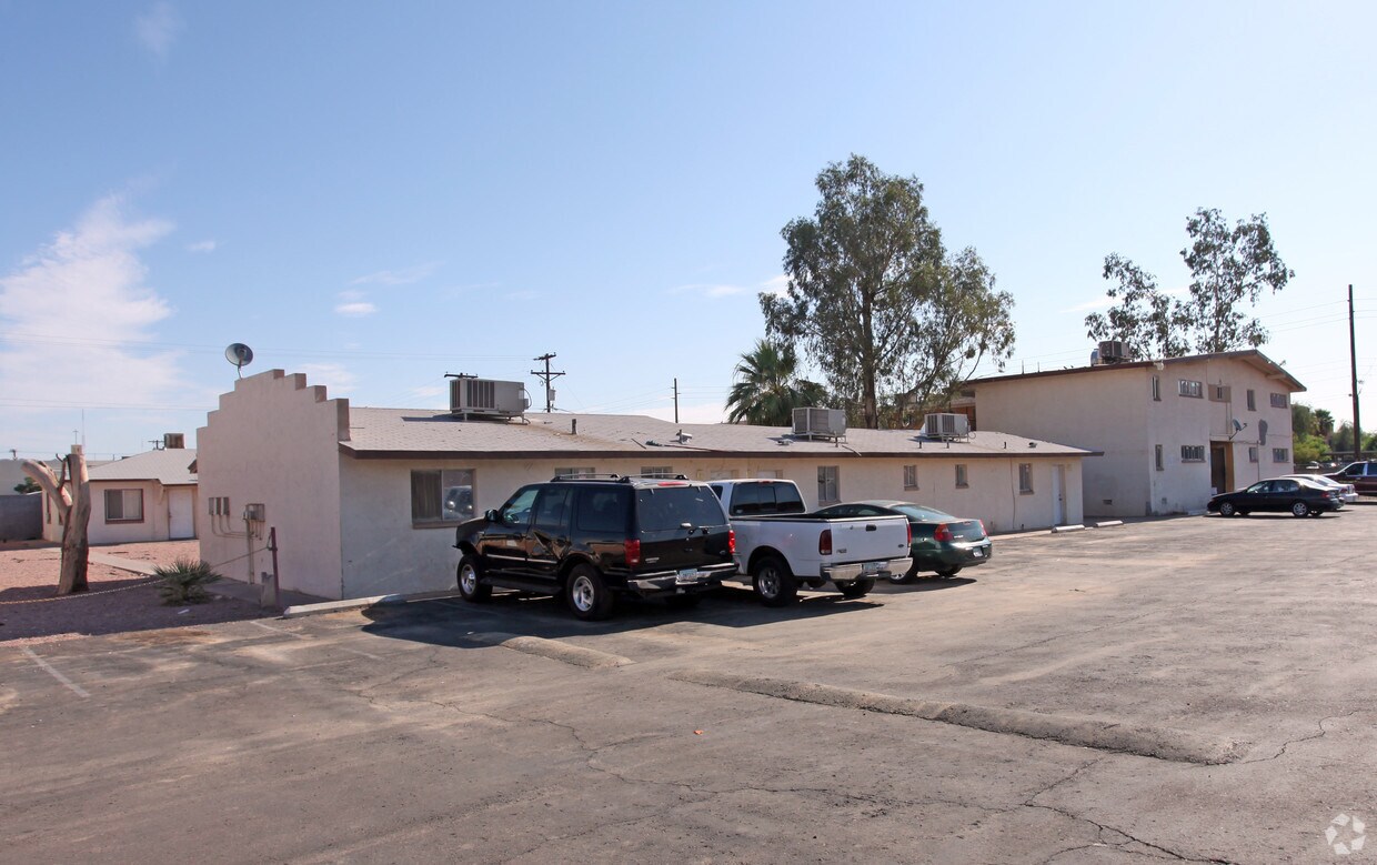 Palisade East Apartments 1401 N 35th St Phoenix, AZ