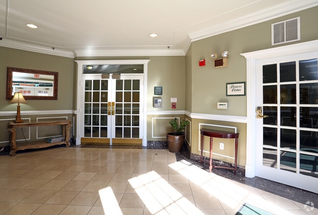 Lobby Photo - Cedar Court Apartments