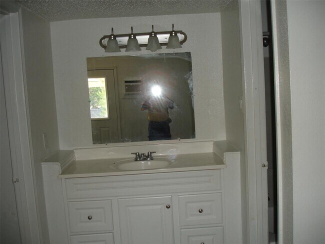 Foto del edificio - 12086 Beechnut St