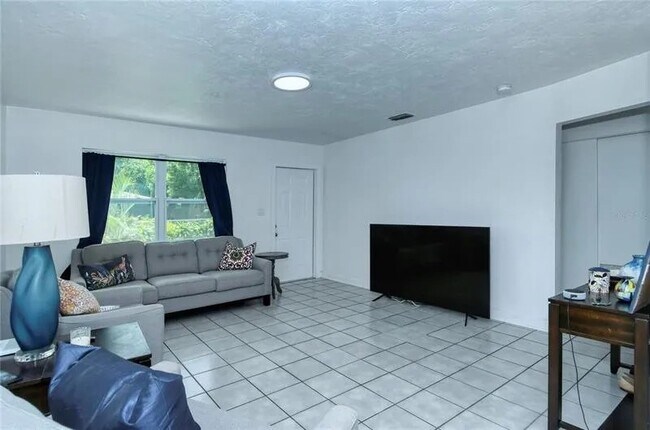 Foto del edificio - 1428 16th St W