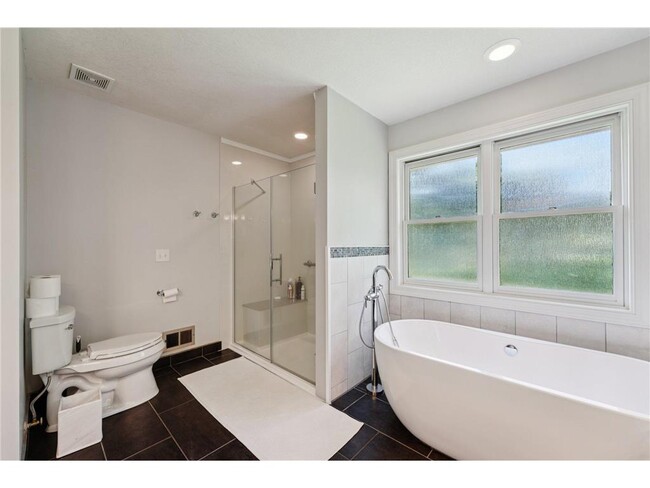 Building Photo - 1477X Langdon Pl