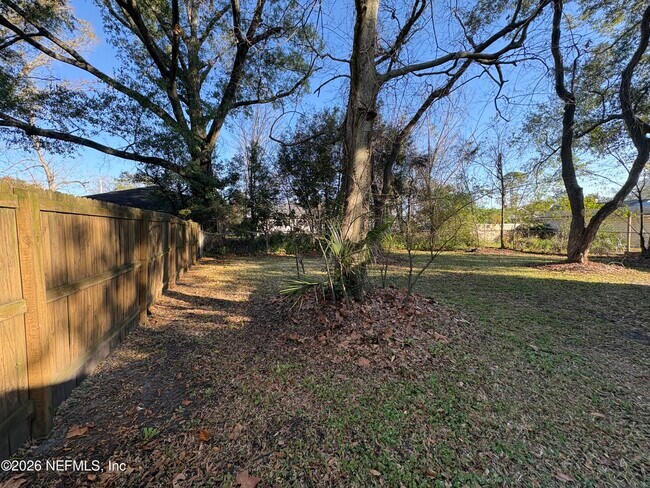 Foto del edificio - 4719 Crescent St