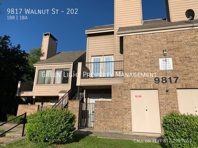 Photo - 9817 Walnut St Apartment