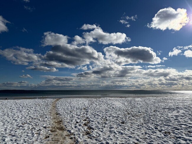 Foto del edificio - 67 E Grand Ave