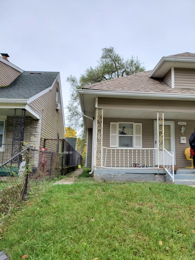 Building Photo - 2862 N Olney St