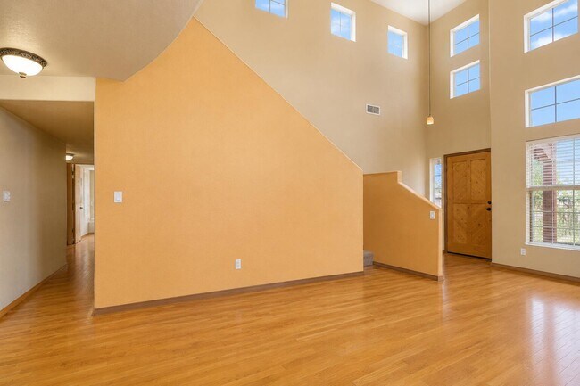 Foto del edificio - 6716 Carney Ave NW