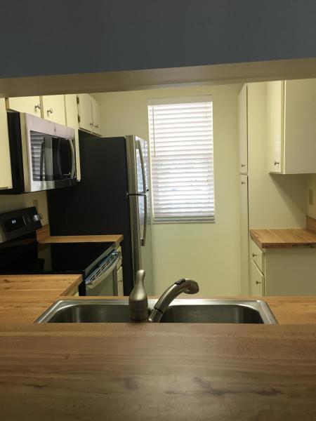 Foto del edificio - 9993 Three Lakes Cir
