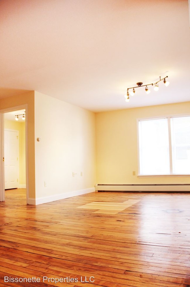 Building Photo - 44 N Champlain St