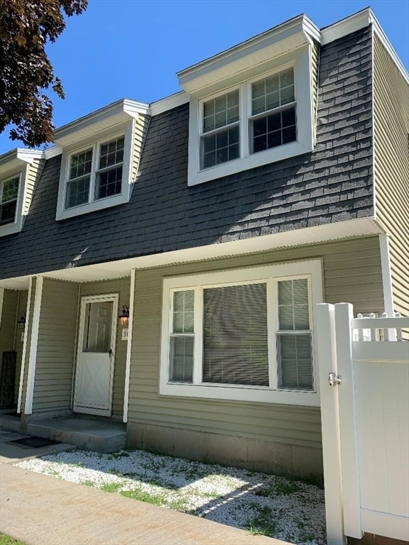 Building Photo - 906 Edgebrook Dr