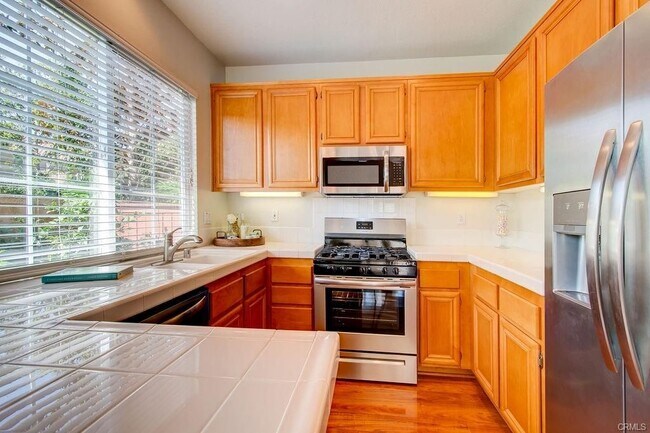Foto del edificio - 196 Cherrybrook Ln