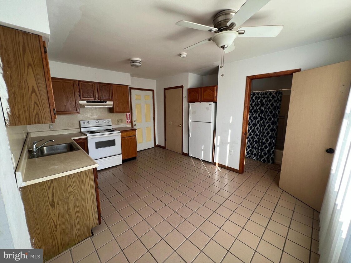 1760 Main St, Commercial Township, NJ 08349 House Rental in