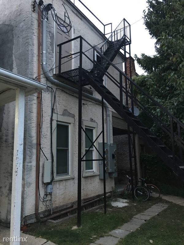Building Photo - 1 br, 1 bath Apartment - 380 E HIGH ST