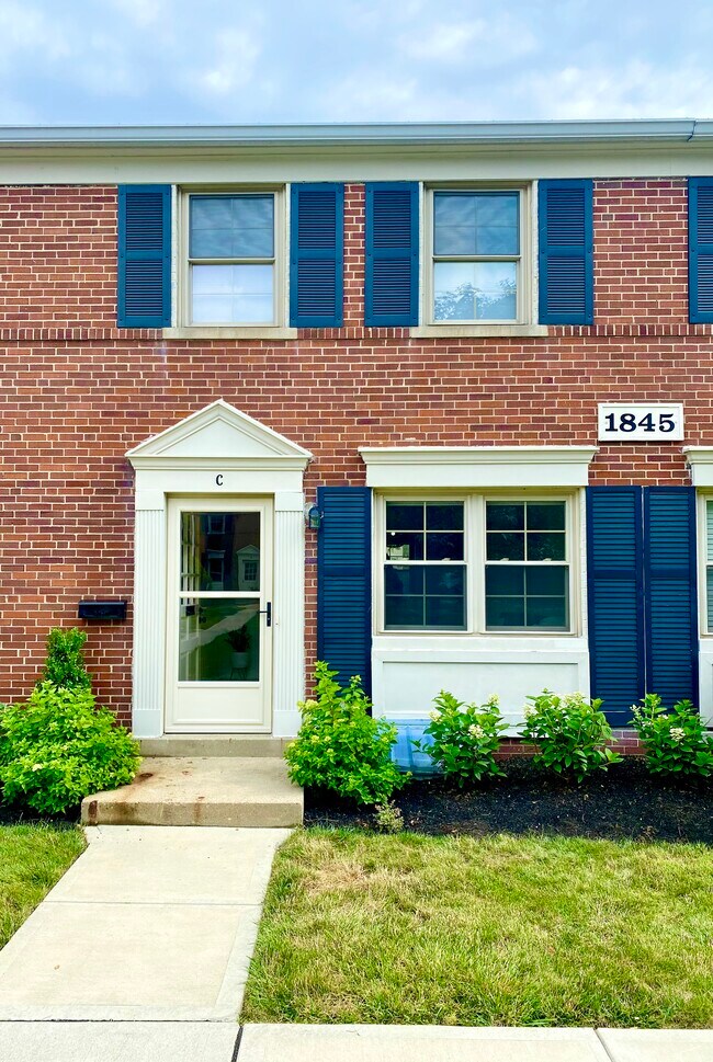 1845 Northwest Ct Unit Apt C, Columbus, OH 43212 Condo for Rent in Columbus, OH