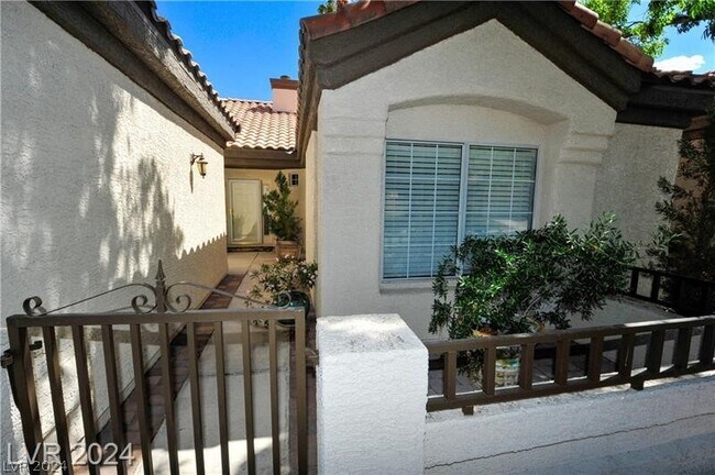 Building Photo - 7785 Arnold Palmer Way