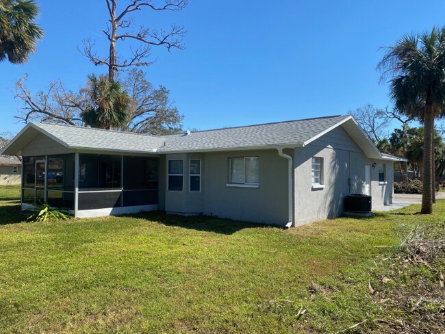 Foto del edificio - 21020 Cornell Ave