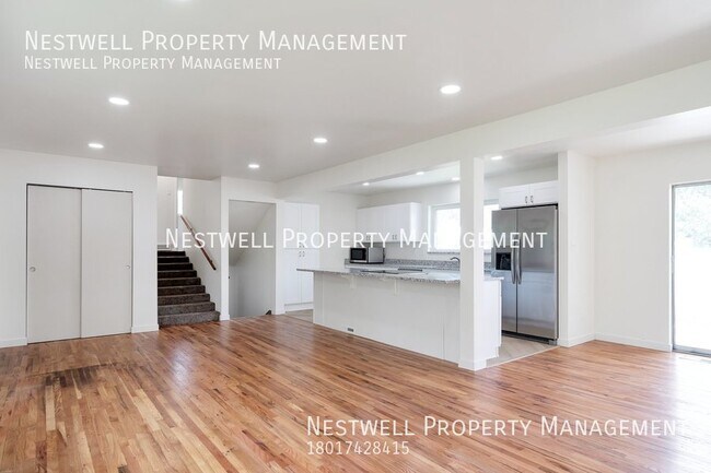Foto del edificio - Remodeled 4-bed Home in Sandy