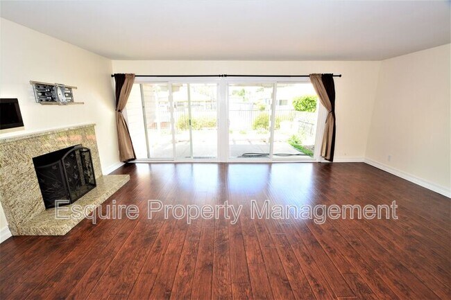 Building Photo - 1629 Pierside Ln