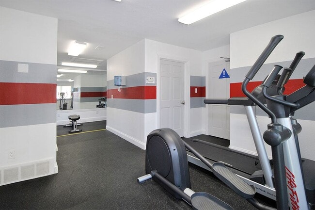 Building Photo - Merriman Woods Apartments