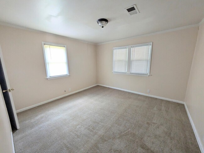 Foto del edificio - 1081 Veal St SW