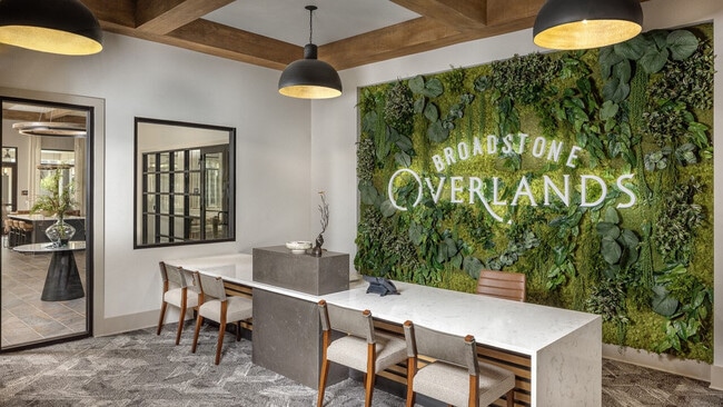 Building Photo - Broadstone Overlands