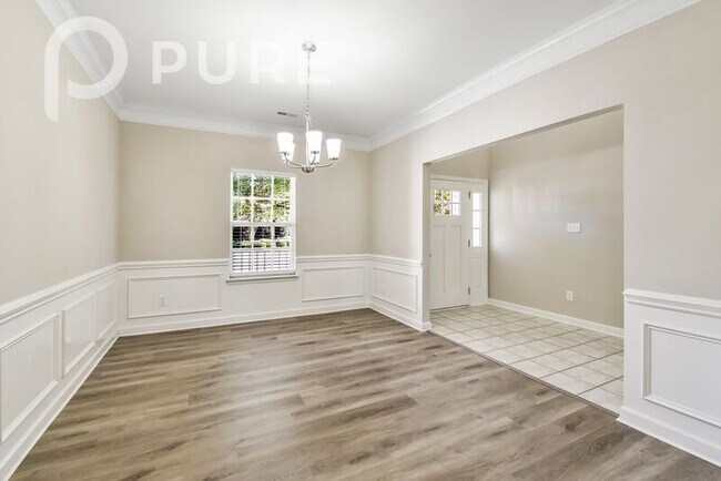 Building Photo - 5001 Bentridge Dr NW