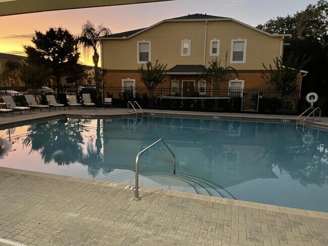 Foto del edificio - 4260 Birch Pond Lp