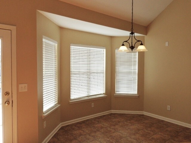 Foto del edificio - 315 Madrid Dr