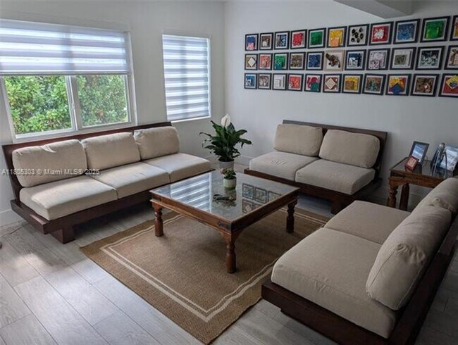 Foto del edificio - 3001 SW 19th St