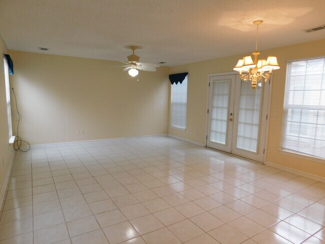 Foto del edificio - 3891 Frasier St