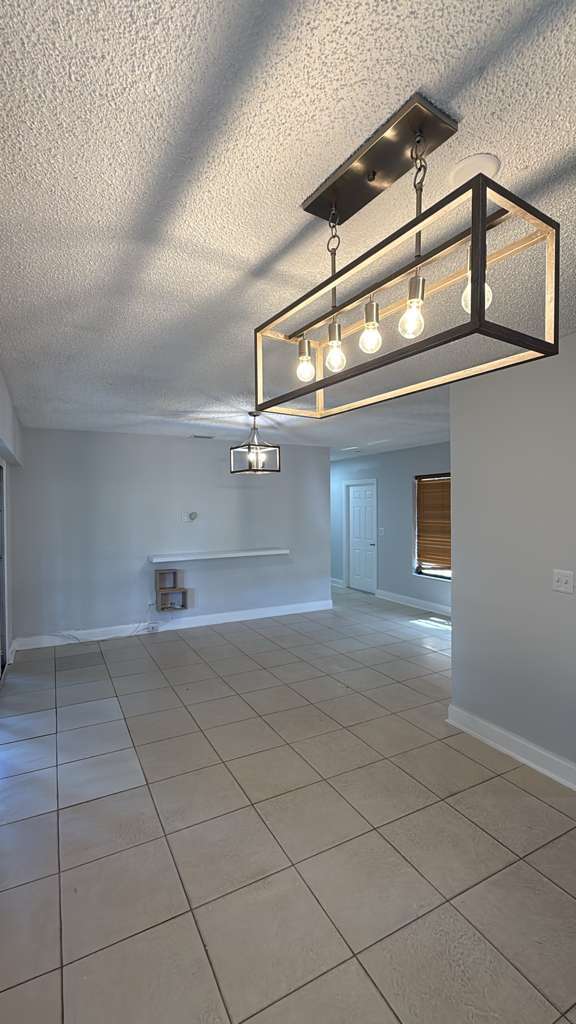 Building Photo - 1345 NW 181st St