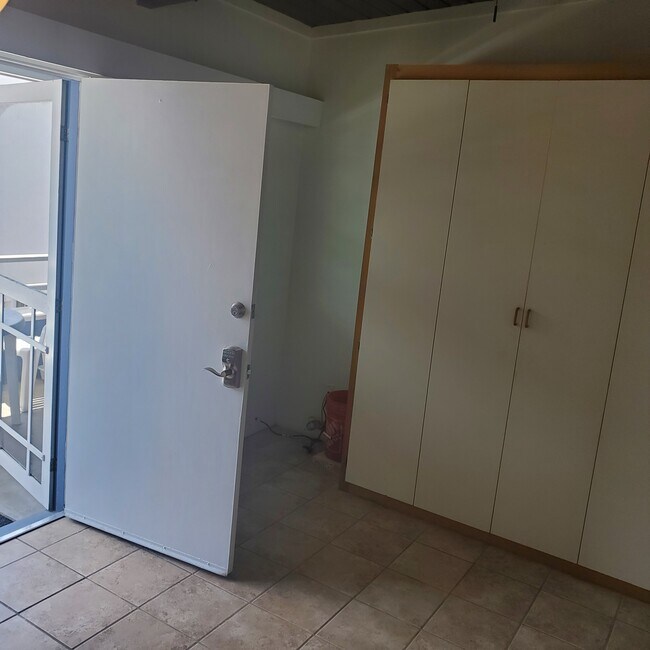 Foto del edificio - 821 1/2 Coronado Ct