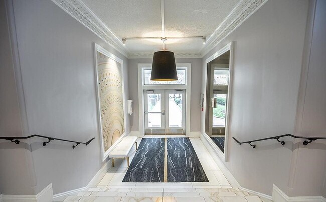 Foto del edificio - 1401 Columbia Rd NW