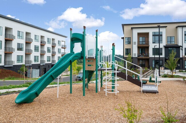 Building Photo - 17895 SW Higgins St