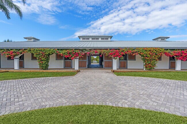Foto del edificio - 13155 Southfields Rd